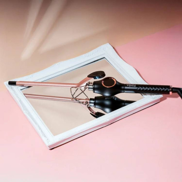 Маша за коса Voltz OV51102C, 38W, Турмалинов кристал покритие, 200°C , Черен