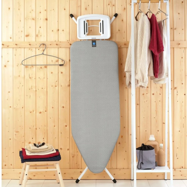 Маса за гладене Brabantia C 124x45см с масивна поставка за ютия