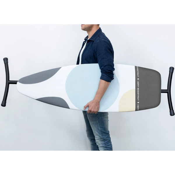 Маса за гладене Brabantia D 135x45см  с топлоустойчива зона за ютия