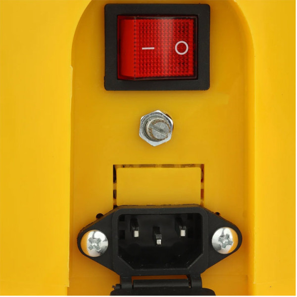 Акумулаторна пръскачка PARTNERPRO PP 16SB, 16л, 12V/8Ah, 620м2, 3вида дюзи