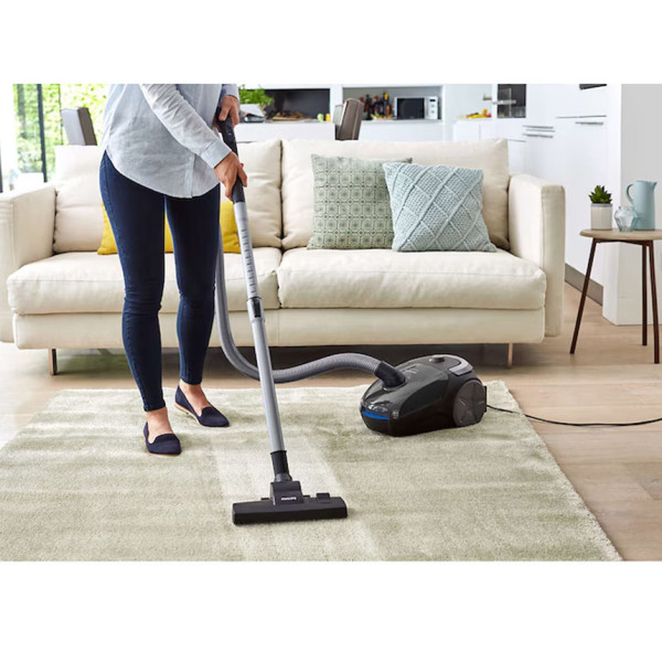 Прахосмукачка PHILIPS с торба FC8244/09