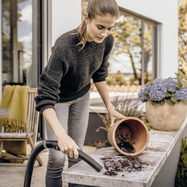 Мултифункционална смукачка Karcher WD 3 S V-17/4/20