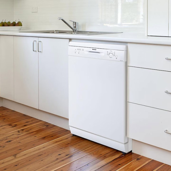 Съдомиялна машина Muhler FDW1060WE