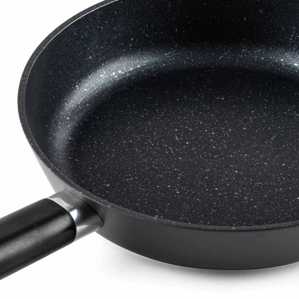 Висококачествен кован алуминий - за бързо и равномерно награвяне на повърхността