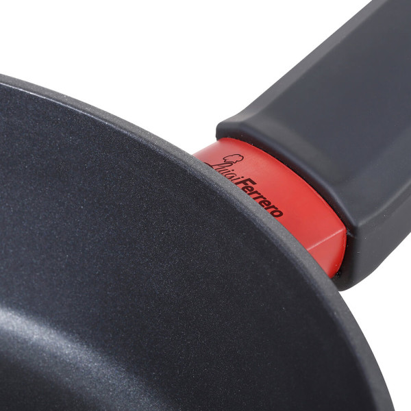 Тиган с димаетър 26см