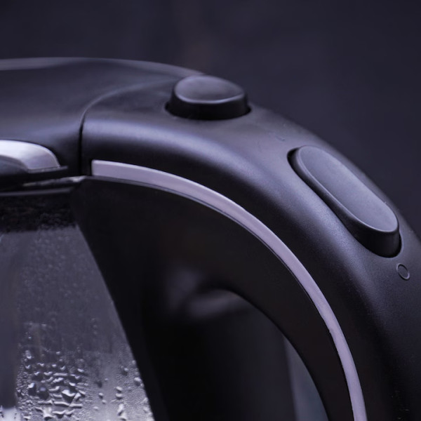 Електрическа кана Voltz V51230E,Стъклена 1,7л