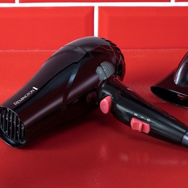 Сешоарът My Stylist от Remington е идеалният избор за ежедневна грижа за косата. 